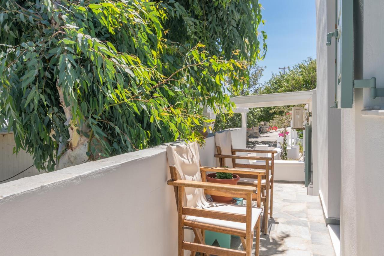 Lina And Babis' Home Adamantas Exterior photo