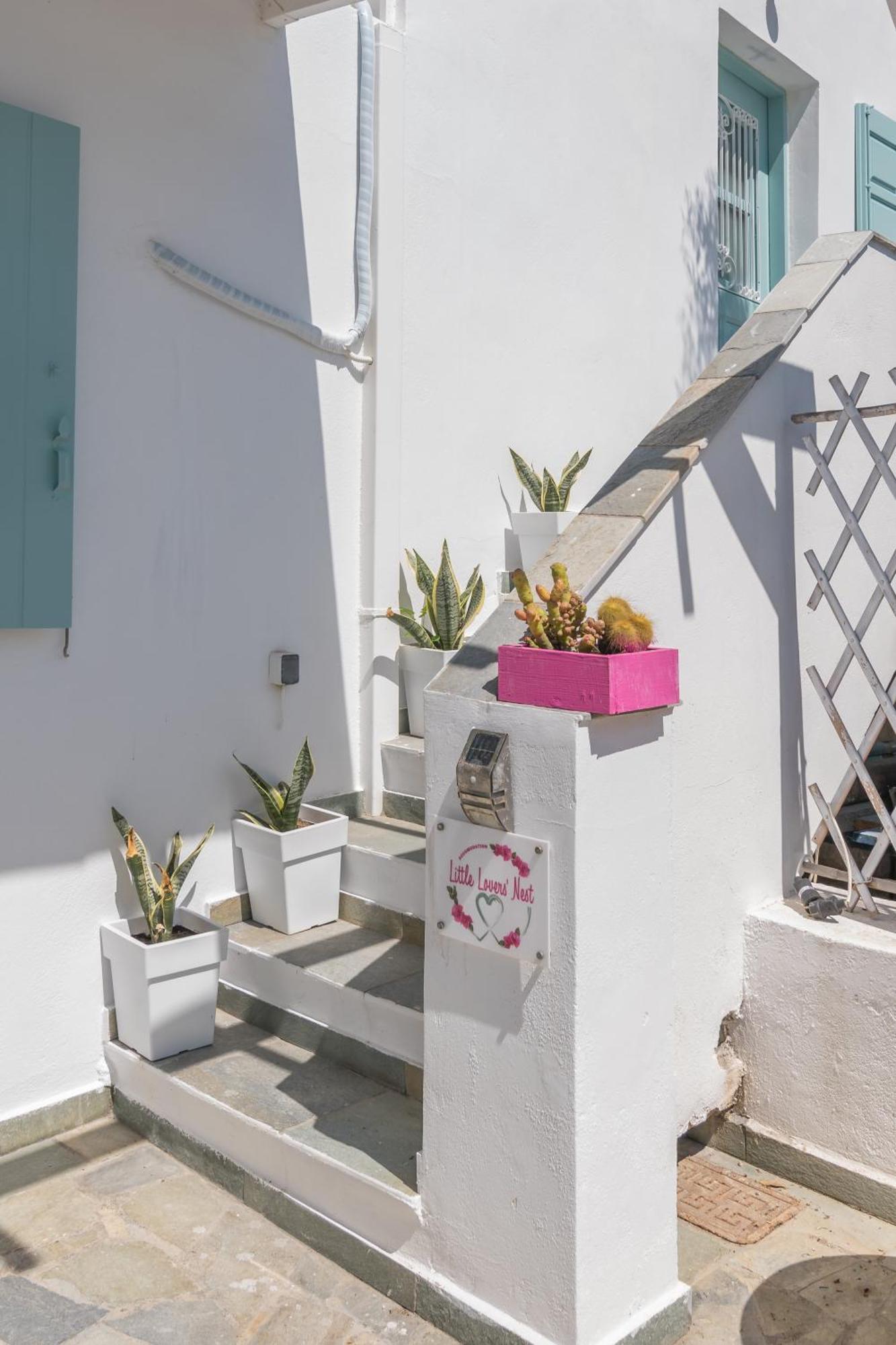 Lina And Babis' Home Adamantas Exterior photo